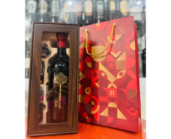 Rượu vang Ý Segreto  (Hộp 1 chai + phụ kiện + túi xách)
