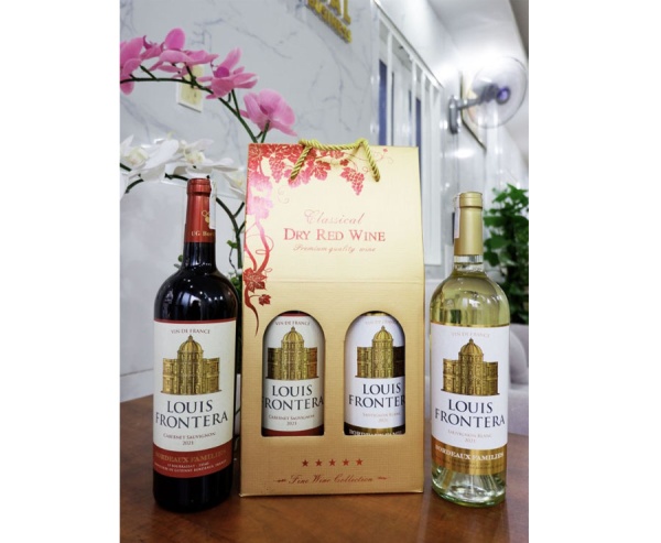 Vang Pháp Louis Frontera đỏ và trắng - Set hộp giấy 2 chai