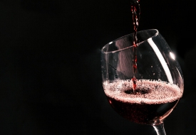 Uống rượu vang như thế nào để có lợi cho sức khỏe | VTC14